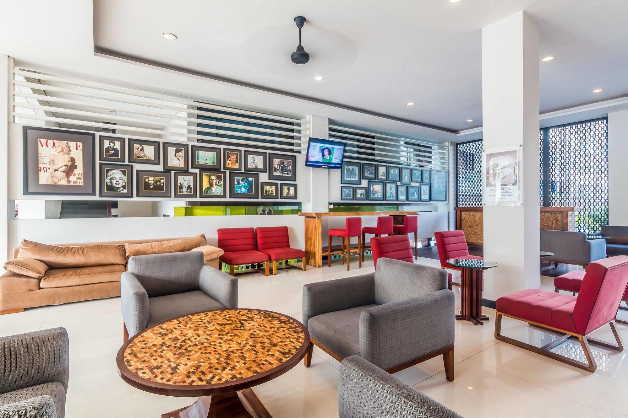 Zen Rooms Kuta Beach Poppies Lane Екстер'єр фото