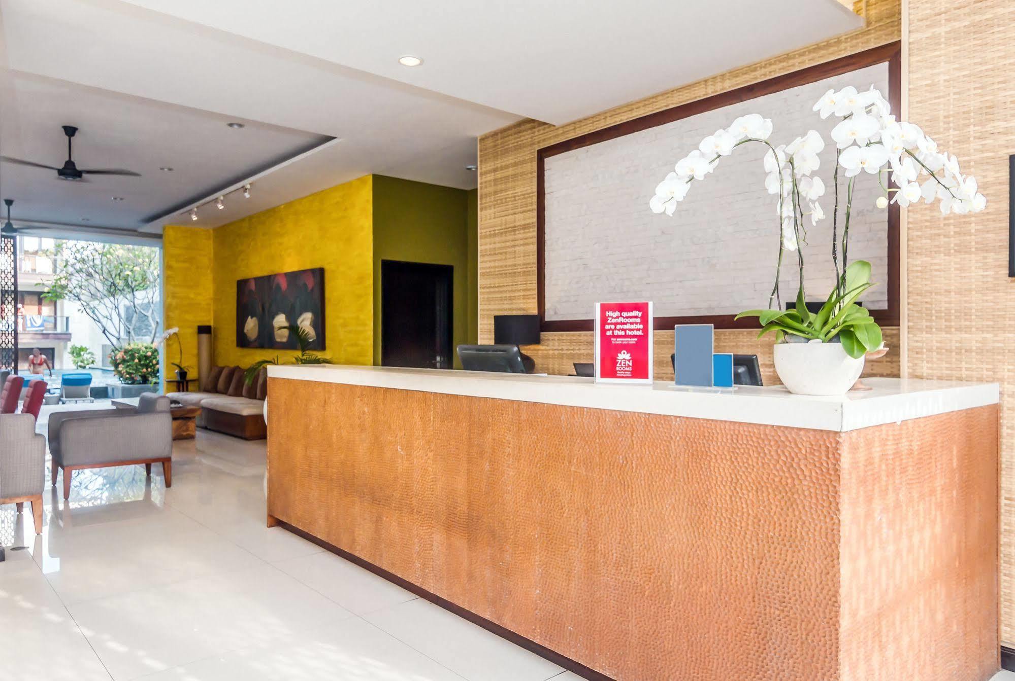 Zen Rooms Kuta Beach Poppies Lane Екстер'єр фото